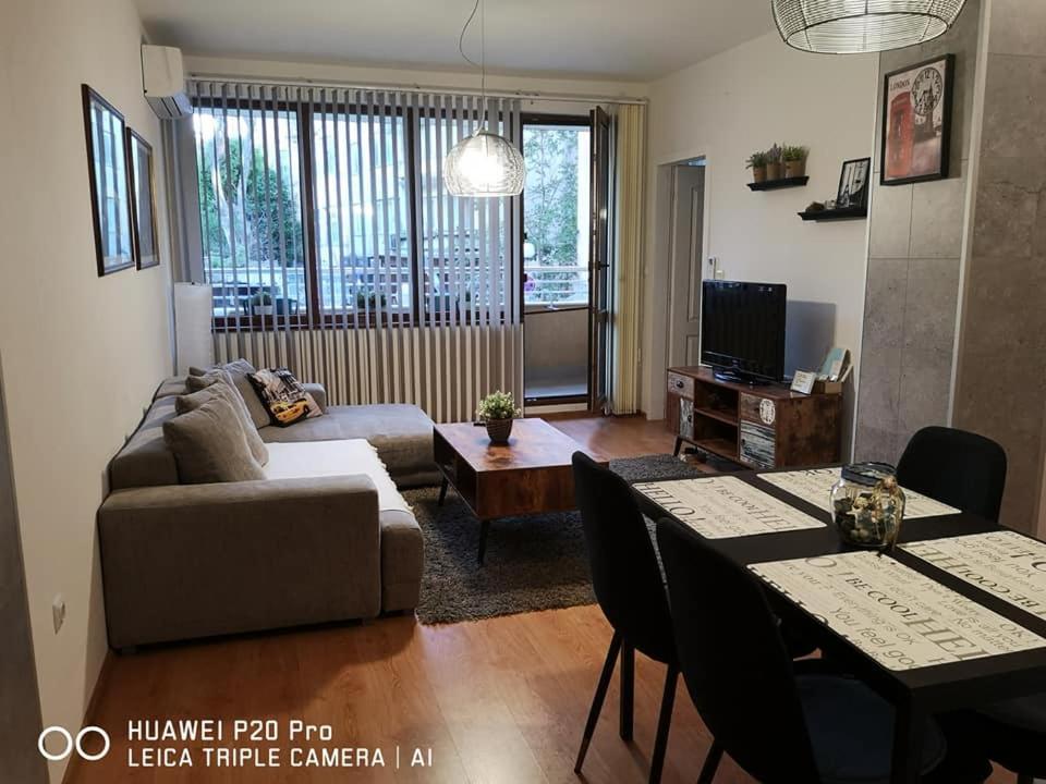 Sea Garden Apartment Idm Varna Eksteriør billede